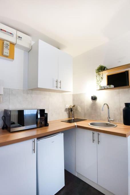 La Casa : Logement En Centre Ville, Cathedrale Amiens Extérieur photo
