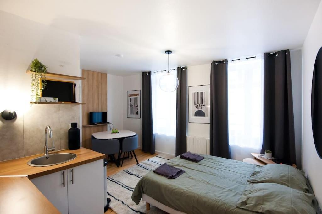 La Casa : Logement En Centre Ville, Cathedrale Amiens Extérieur photo